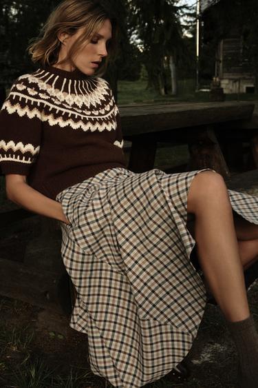 Zara {名称} - {颜色}