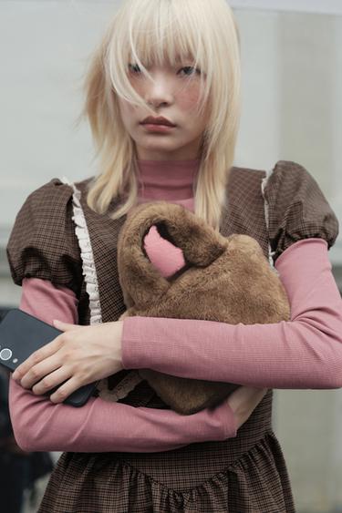 FAUX FUR MINI BUCKET BAG - Beige by Zara