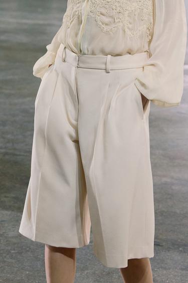 ZW COLLECTION BERMUDA SHORTS WITH DARTS - Ecru by Zara