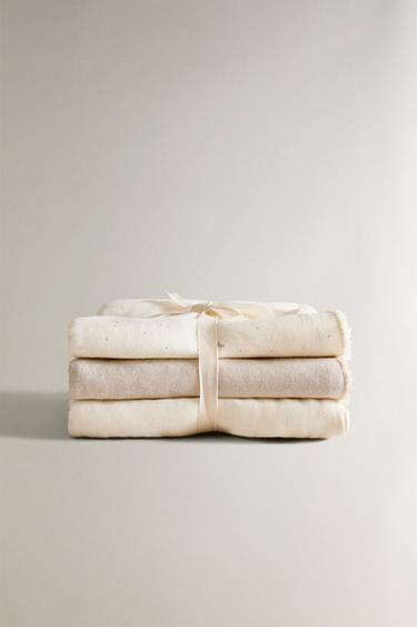 Zara {名称} - {颜色}