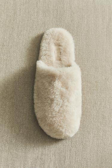 FAUX FUR MULE SLIPPERS - Beige by Zara