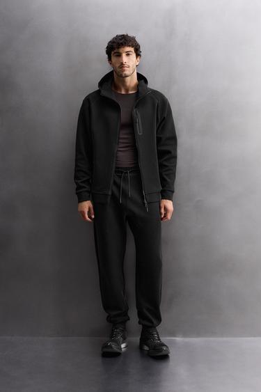 TECHNICAL HOODIE WITH ZIP - Black by Zara