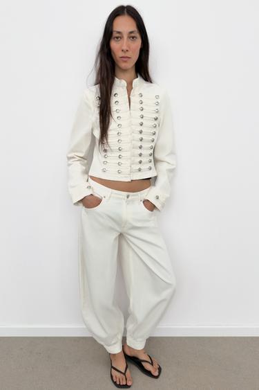 TRF BALLOON MID-WAIST JEANS WITH BELT LOOP DETAIL - White by Zara
