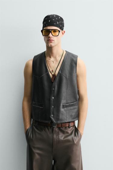 LEATHER WAISTCOAT WITH CONTRAST STITCHING - Black by Zara
