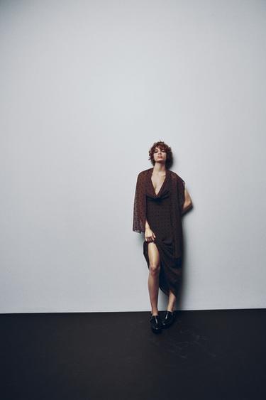 Zara {名称} - {颜色} - 0 图片