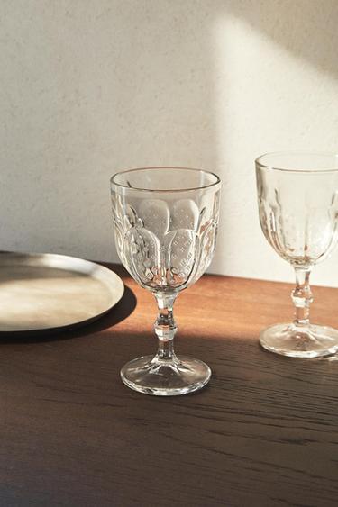 RAISED DESIGN WINE GLASS - 990 by Zara