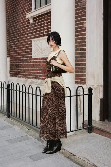 Zara {名称} - {颜色}