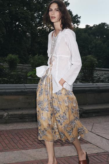 Zara {名称} - {颜色}