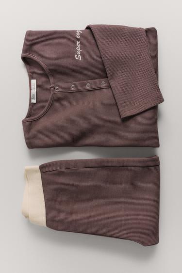 Zara {名称} - {颜色}