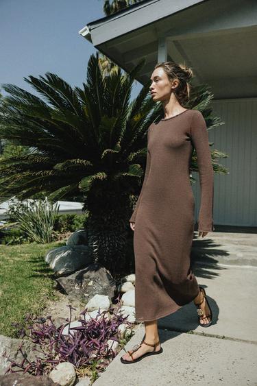 LONG TEXTURED DRESS - Dark brown by Zara