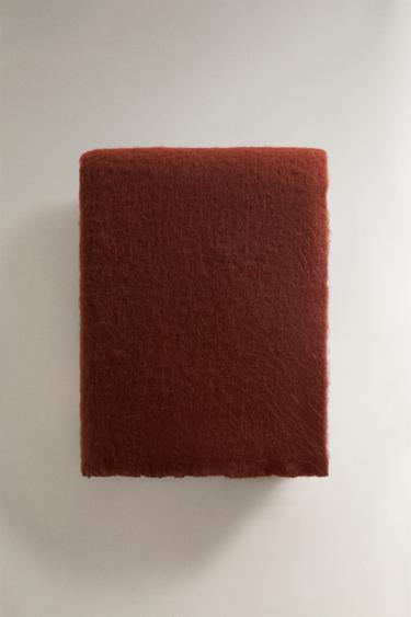 BRUSHED EFFECT BLANKET - Brick by Zara