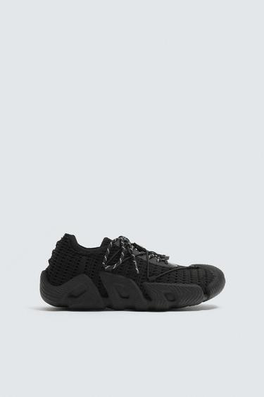 IRREGULAR SOLE TRAINERS - Black by Zara