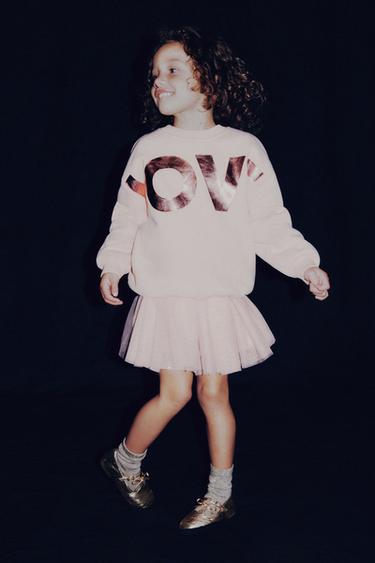 Zara {名称} - {颜色}