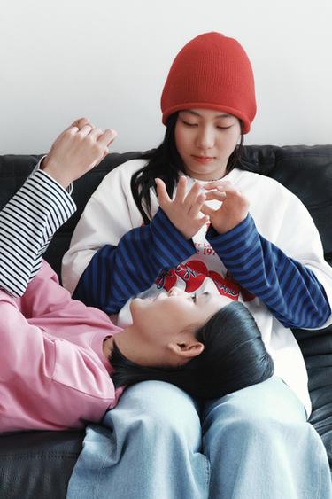 Zara {名称} - {颜色}