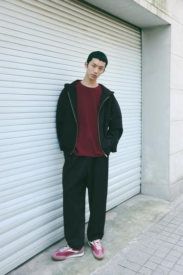 HEAVYWEIGHT ZIP-UP HOODIE - Black by Zara