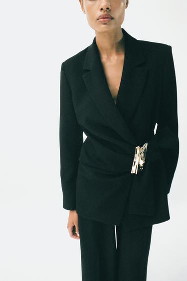 Zara {名称} - {颜色}