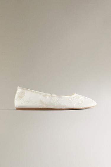 EMBROIDERED ORGANZA BALLERINAS - White by Zara - Image 0