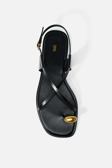 FLAT STRAP SANDALS WITH METAL ADORNMENT - Black by Zara