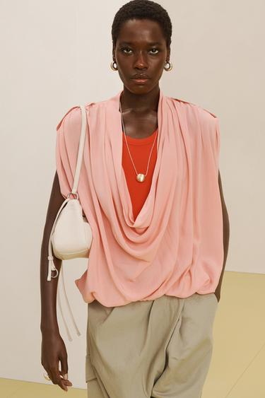 Zara {名称} - {颜色}