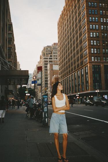 RIPPED MID-WAIST TRF DENIM BERMUDA SHORTS - Light blue by Zara
