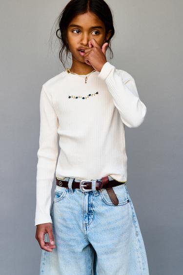 Zara {名称} - {颜色}