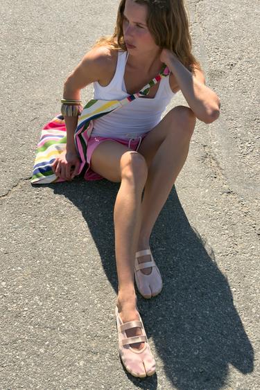 Zara {名称} - {颜色} - 0 图片