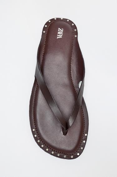 STUDDED LEATHER SANDALS - Dark tan by Zara