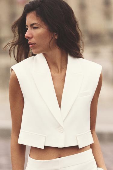 SHORT WAISTCOAT WITH FLAPS - Ecru by Zara