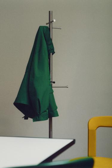 Zara {名称} - {颜色}