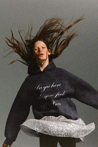 Zara {名称} - {颜色}