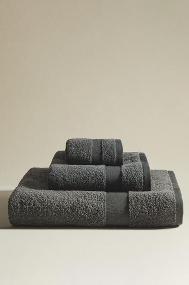 COTTON BATH TOWEL - Dark grey by Zara