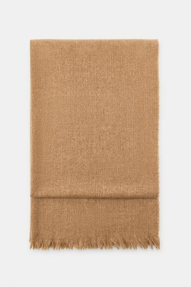 PLAIN WOOL SCARF - camel by Zara