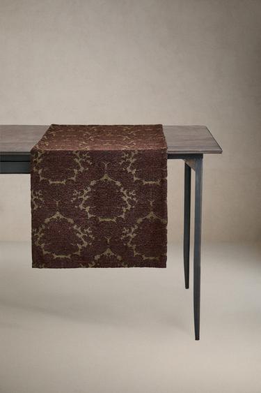 JACQUARD VEGETABLE TABLE RUNNER - Brown by Zara