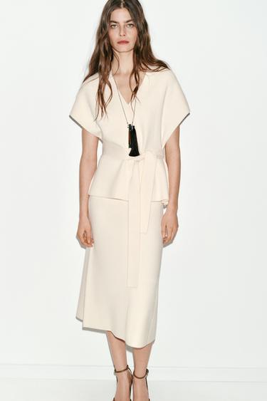 Zara {名称} - {颜色}