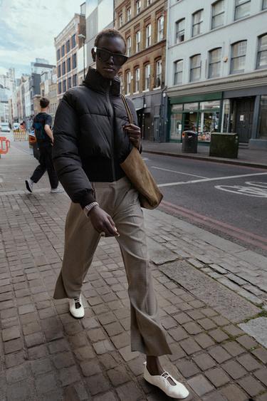 Zara {名称} - {颜色}