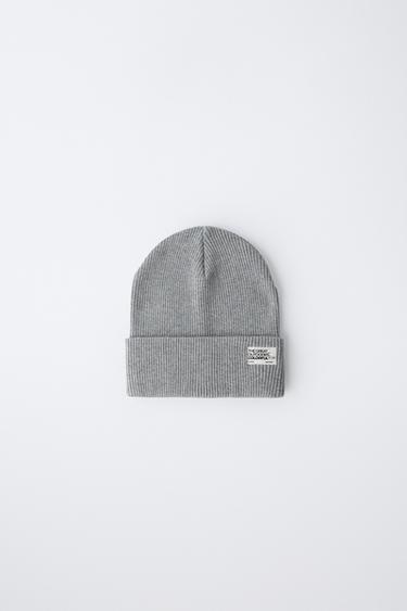 RIBBED KNIT BEANIE WITH LABEL - Grey by Zara