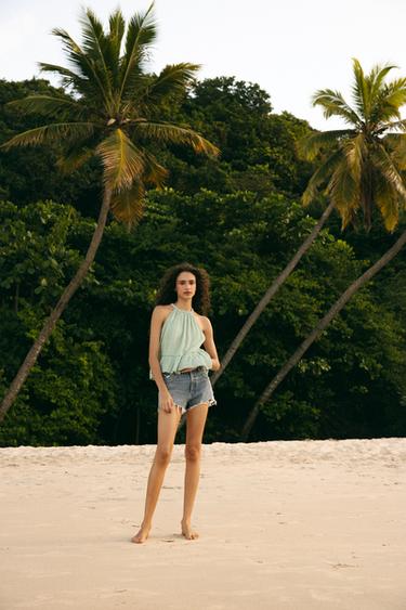 HIGH-WAIST CURVED DENIM SHORTS - Indigo by Zara