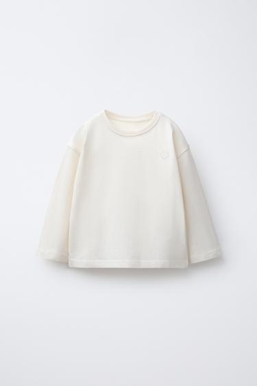 BASIC T-SHIRT WITH EMBROIDERED HEART - Ecru by Zara