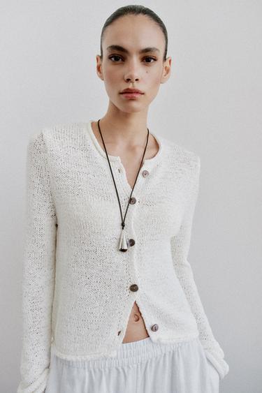 Zara {名称} - {颜色}
