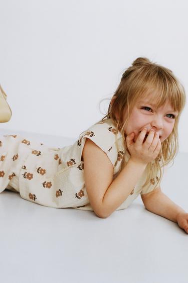 Zara {名称} - {颜色}