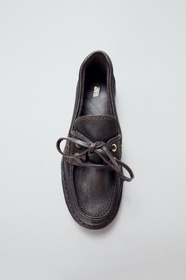 LEATHER DECK SHOES WITH CLEATED SOLE - Brown by Zara