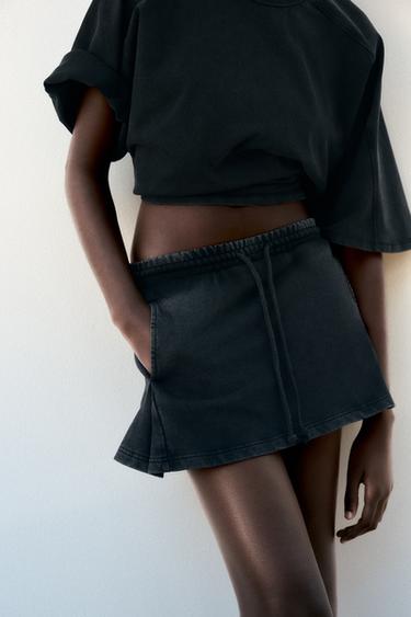 WASHED-EFFECT HEAVY COTTON MINI SKIRT - Black by Zara