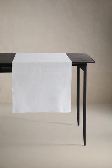 TEXTURED LINEN TABLE RUNNER - White by Zara