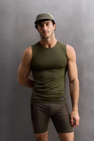 COMPRESSION TANK TOP - Dark khaki by Zara