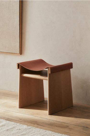 STOOL 02 - Light beige by Zara