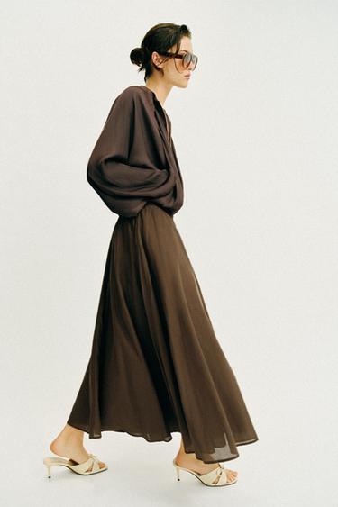 Zara {名称} - {颜色}