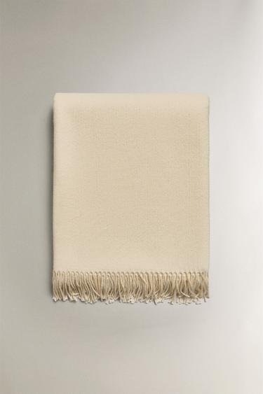 FRINGED DECORATIVE THROW - Ecru by Zara