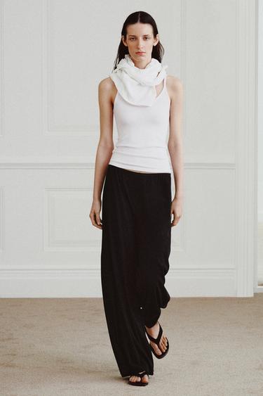 Zara {名称} - {颜色} - 0 图片