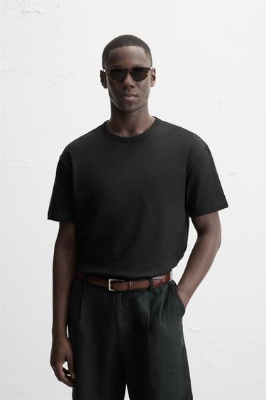 HEAVYWEIGHT BASIC BINDING T-SHIRT - Black by Zara