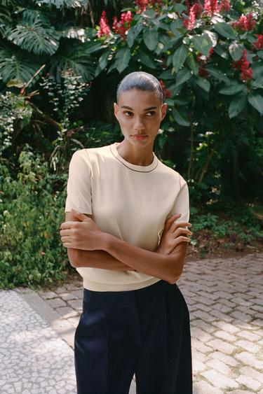 SHORT SLEEVE KNIT TOP WITH PIPING - Ecru by Zara